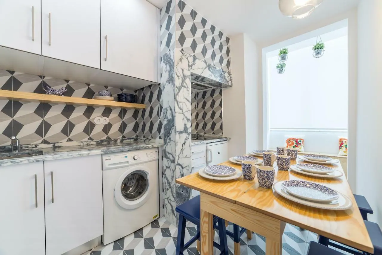 Lisbon Heart 1-Cozy Flat-Family Friendly Apartment